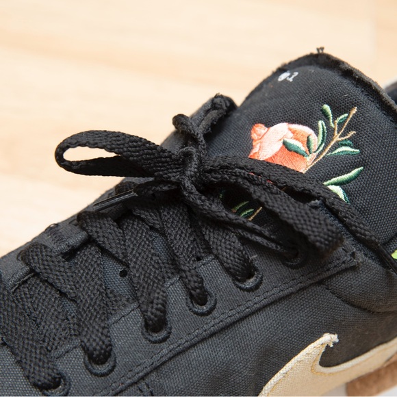 Nike Dbreak Type Pomegranate Black/White/Volt/Solar Flare Shoes - Picture 5 of 7